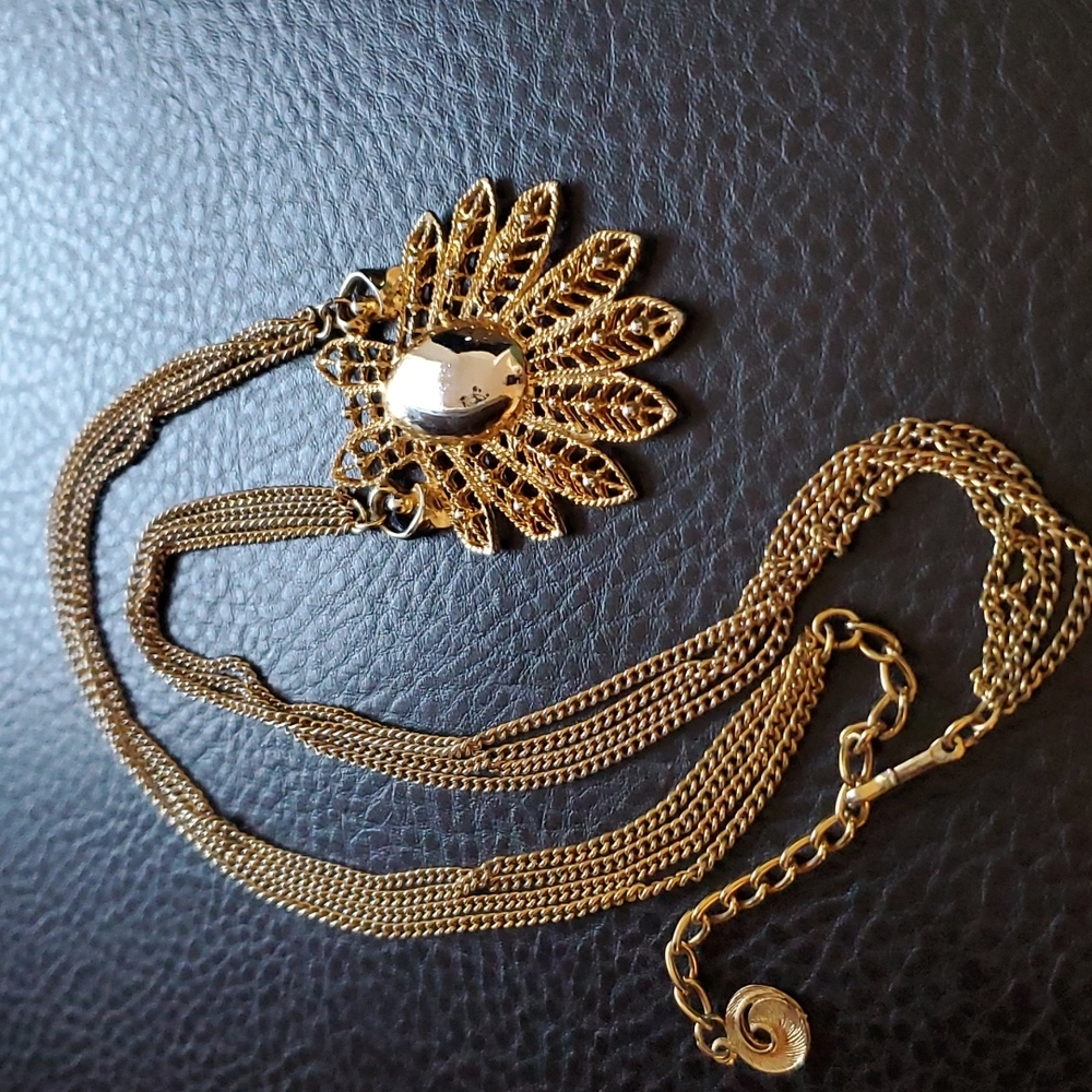 VTG Lisner necklace